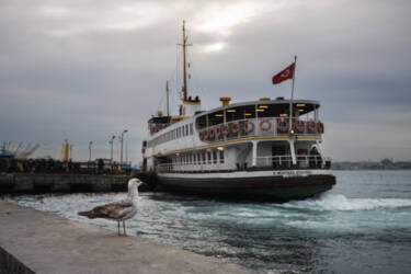 Nikon magazine - Figen Kokol in Istanbul with the DX 16-50mm